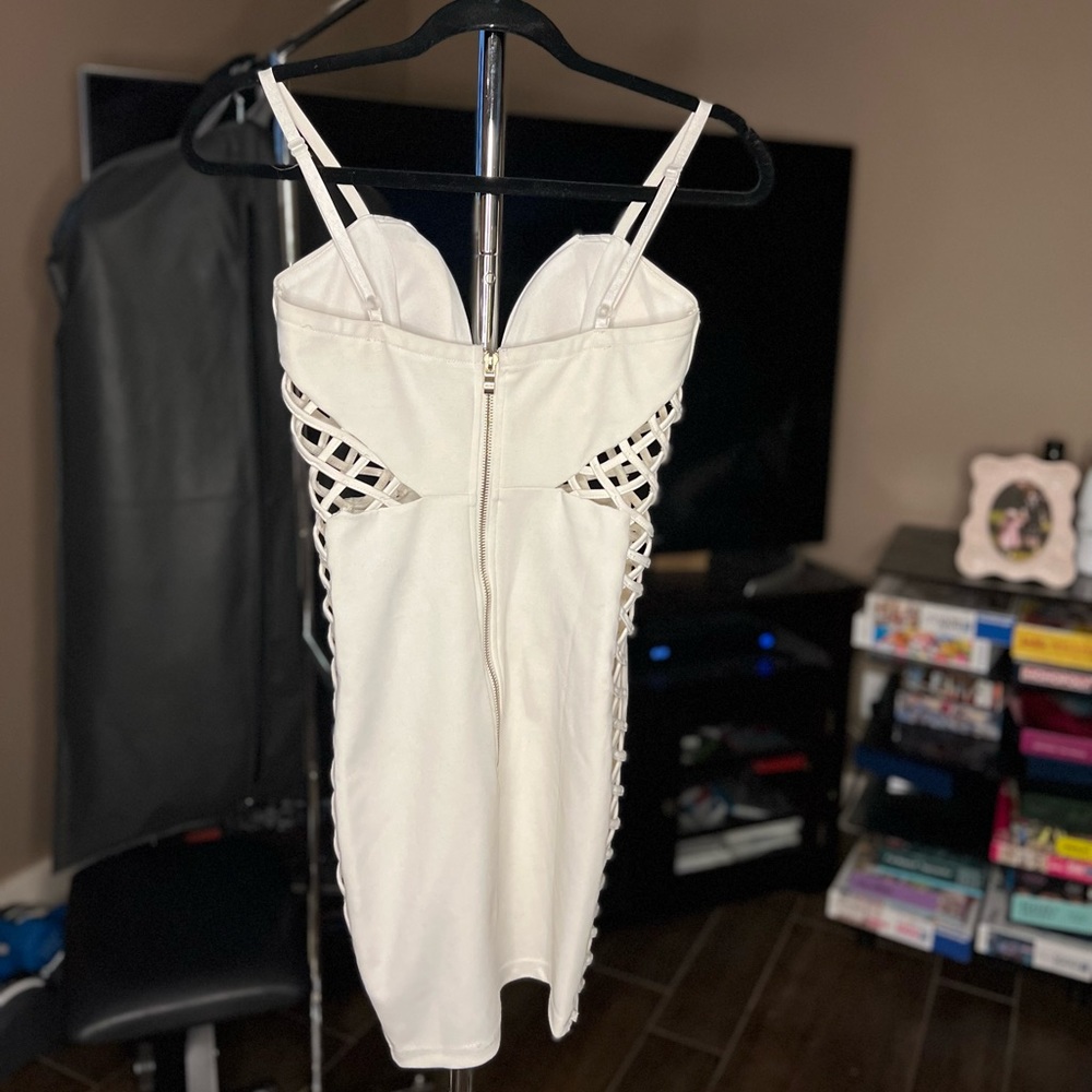 White cutout Fashion Nova Dress. Size small. - Picture 2 of 5